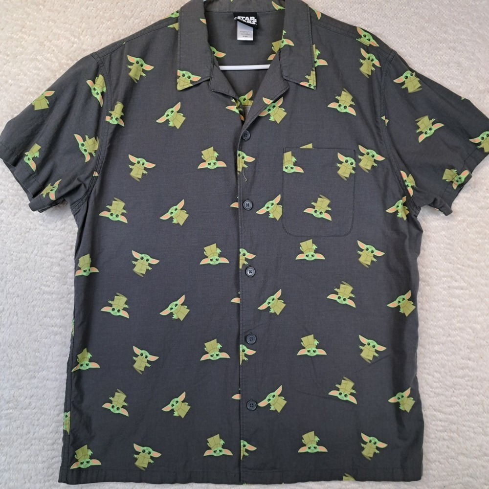 Unbranded Men’s Dark Gray Short-Sleeve Camp Shirt with Green Character Print